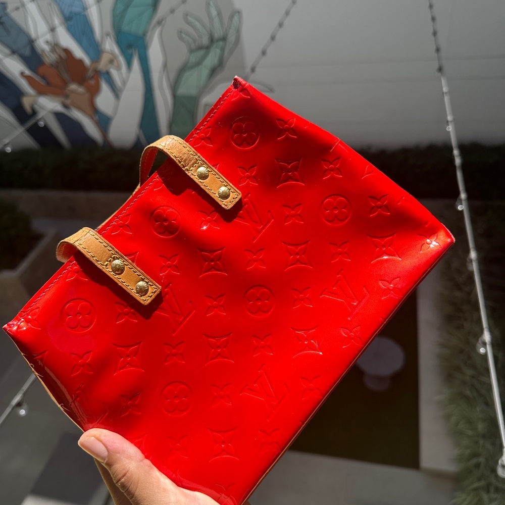 Louis Vuitton Vernis Monogram Reade PM Red Patent Leather Tote Handbag